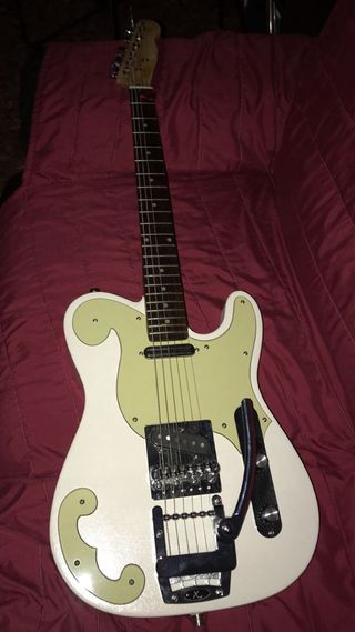 Telecaster no Fender con bigsby