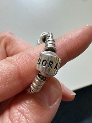 Pulsera Pandora + 7 charms 