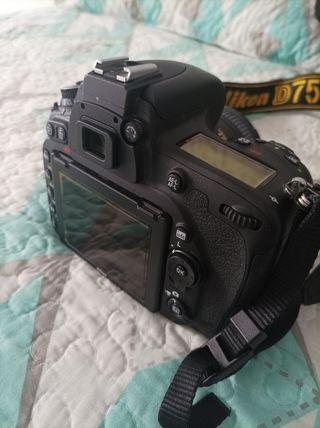 Nikon D750 impecable con 50mm 1.8