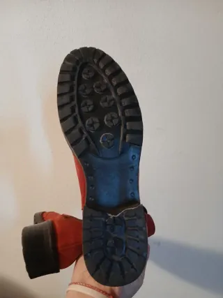 Stivaletti in pelle camoscio corallo