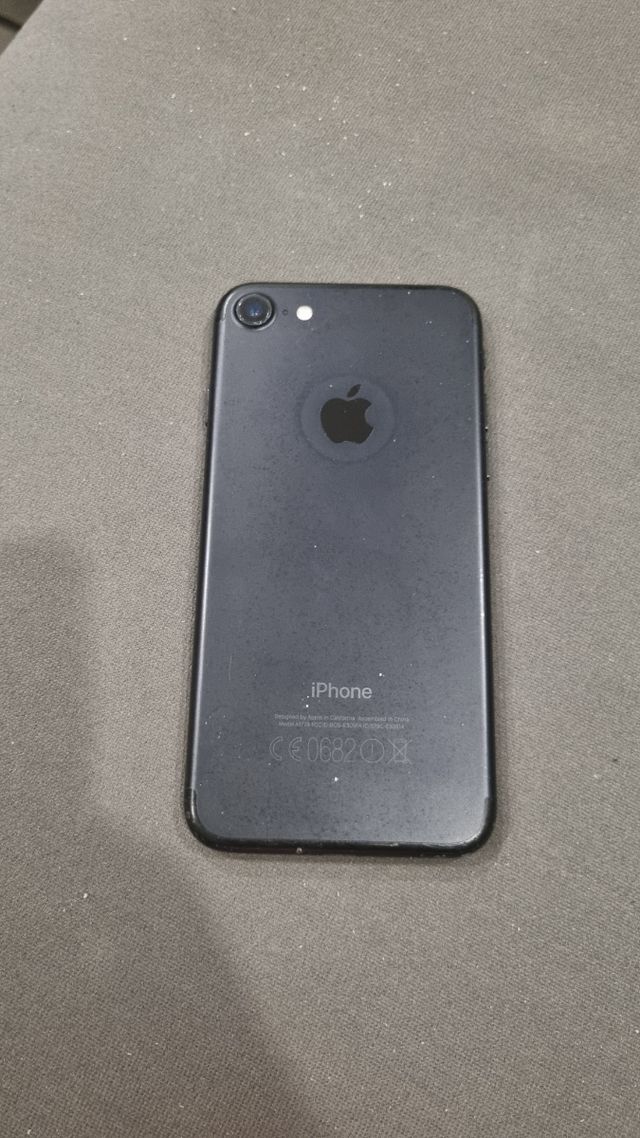IPHONE 7 GRIS 128GB