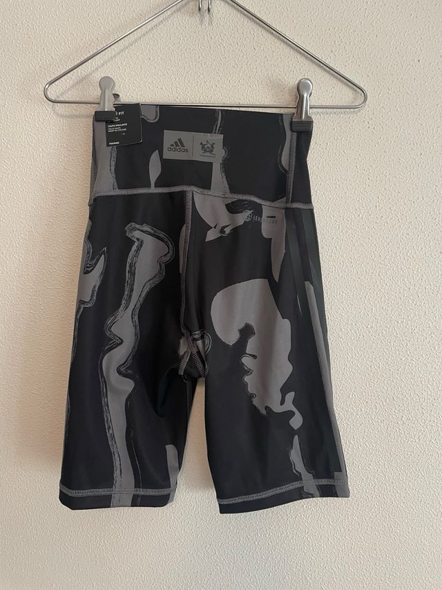 Calçoes ciclista adidas preto e cinza xs