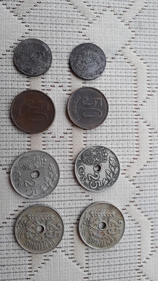 8 monedas de la República Española 