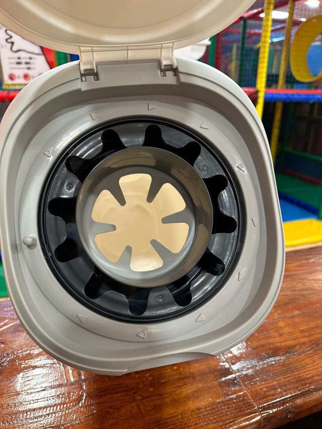 Papelera Tommee Tippee