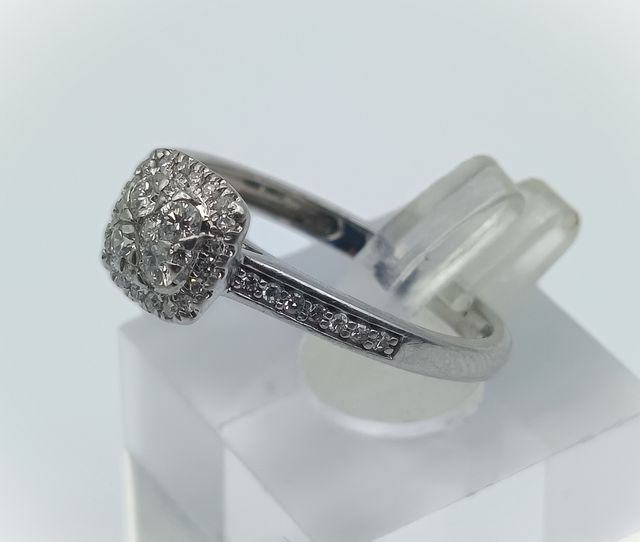 Anillo Oro Blanco 14kt con Diamantes