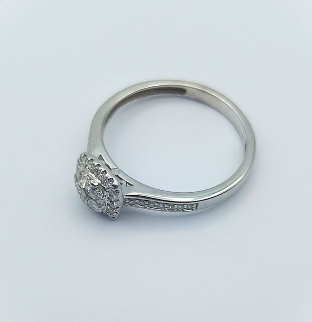 Anillo Oro Blanco 14kt con Diamantes