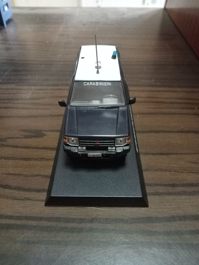 Modellino Pajero CARABINIERI
