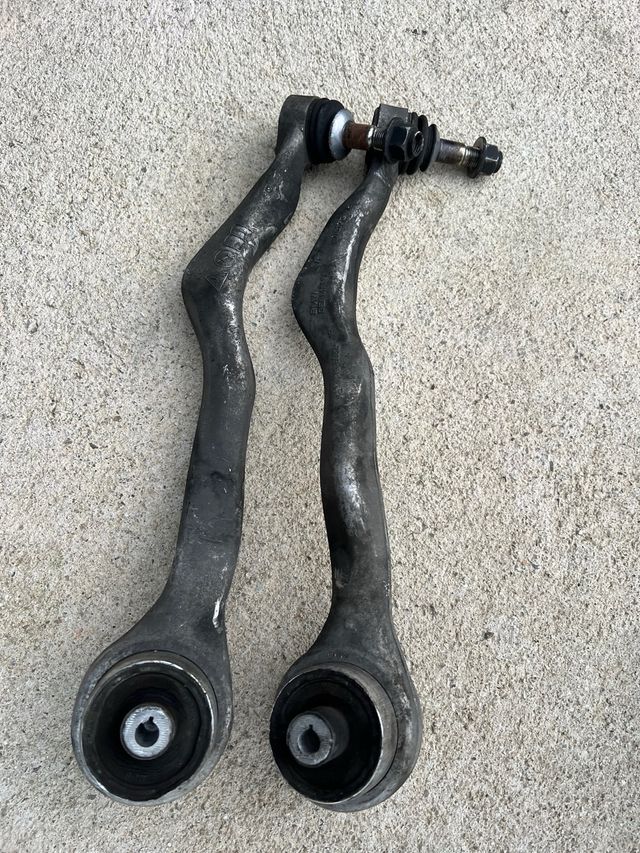 Brazos inferiores mangueta BMW