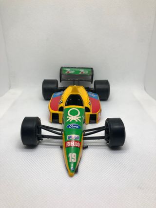 Modellino Bburago F1 Benetton Ford B188
