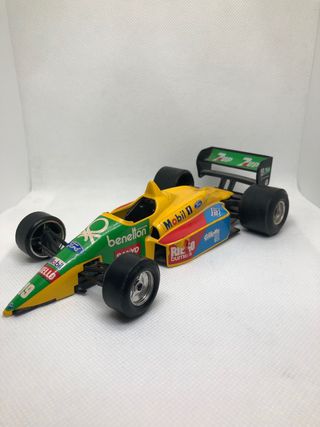 Modellino Bburago F1 Benetton Ford B188