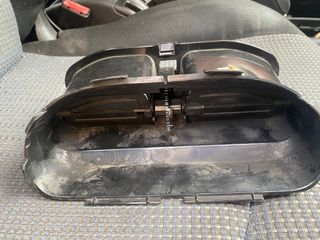 Carcasa radio Peugeot 206