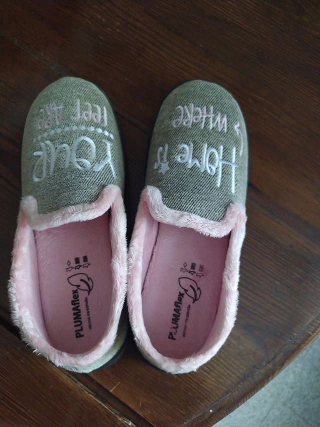 Slip-on grigi e rosa, molto comode