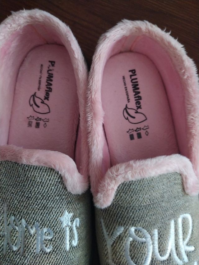 Slip-on grigi e rosa, molto comode