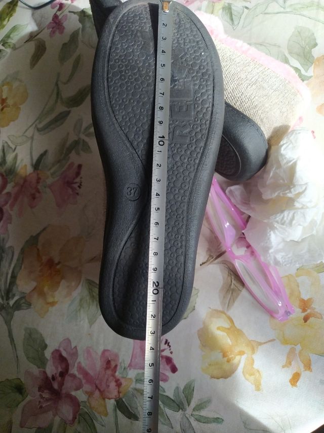 Slip-on grigi e rosa, molto comode