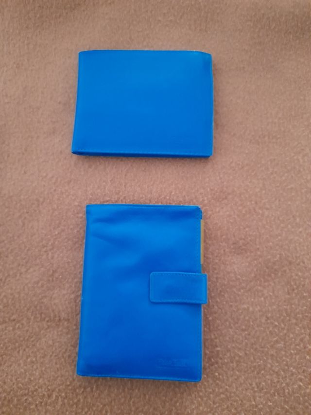 Monederos/ billeteros...de  piel.