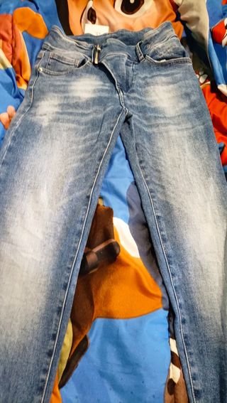 Pantalón vaquero pitillo