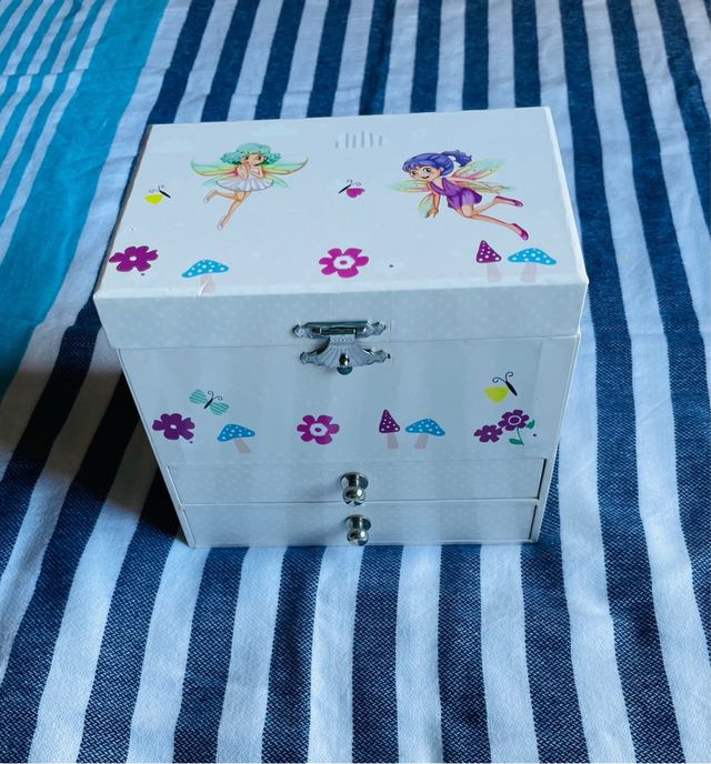 Joyero musical incluye colgante