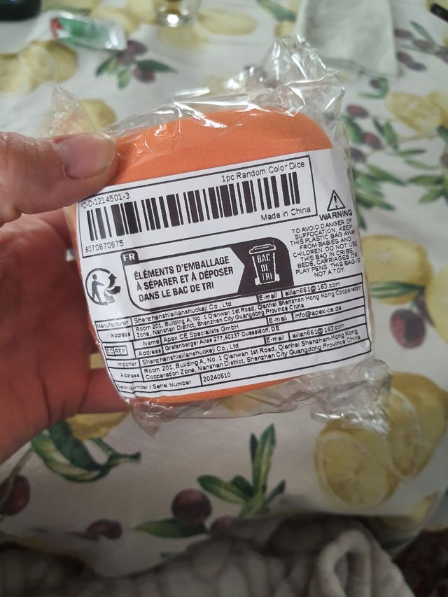 Dado gigante in schiuma dura arancio