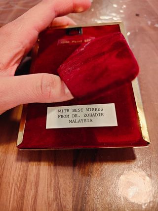 Quadretto con fiore e foglie placcato oro