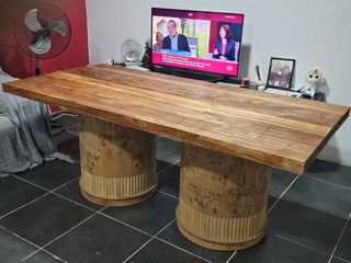 SE HACEN MESAS DE MADERA  A MEDIDA