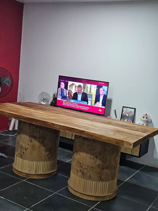 SE HACEN MESAS DE MADERA A MEDIDA