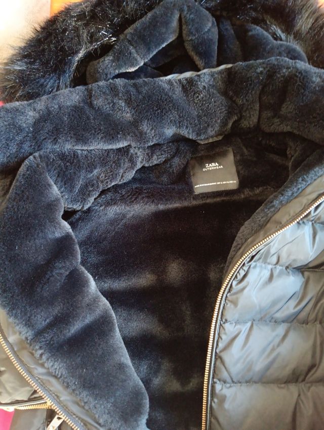 Abrigo plumas y pelo negro mujer ZARA talla XL 