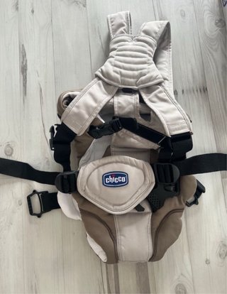 Mochila portabebe chicco