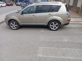 Mitsubishi Outlander 2007