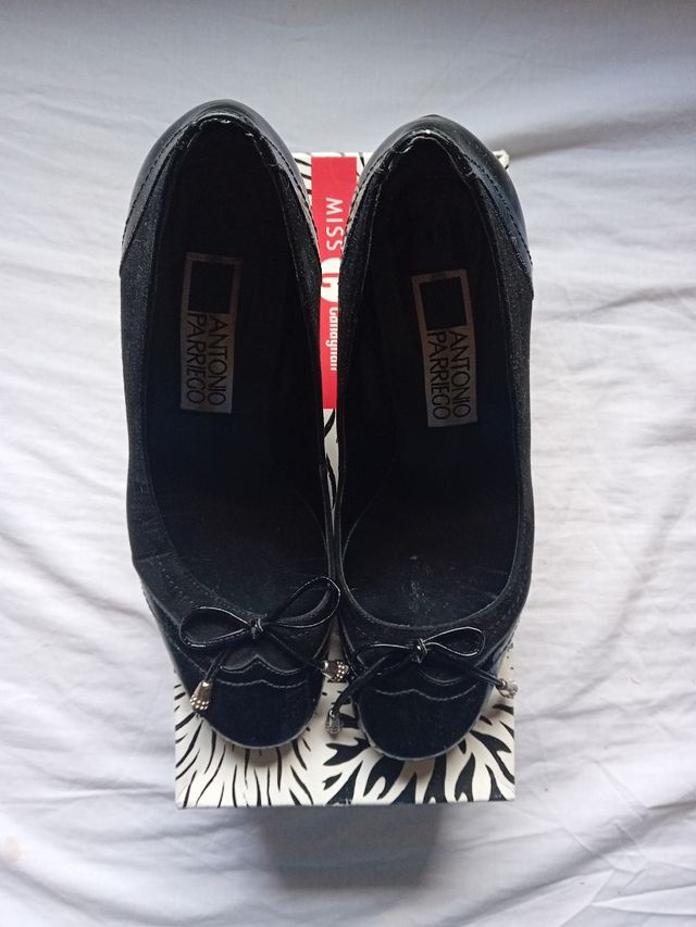 Tacones de Antonio Parriego T. 39