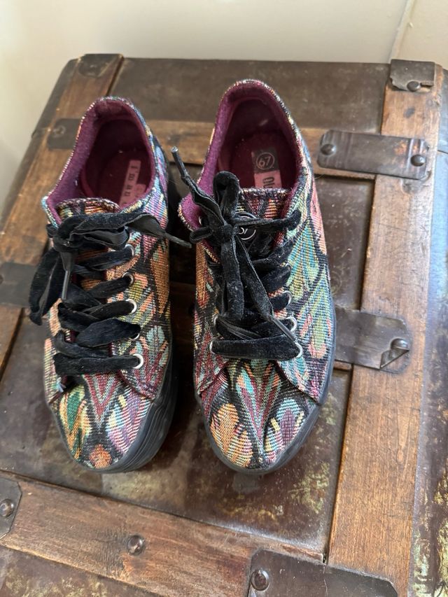 Zapatillas con plataforma nº 39-40