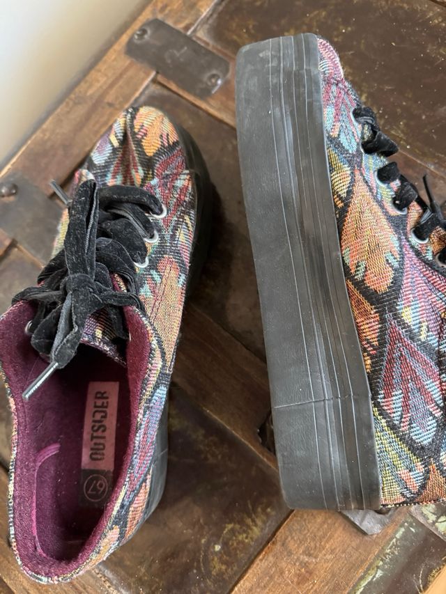 Zapatillas con plataforma nº 39-40