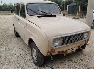 Renault r4 per ricambi perfettamente funzionante