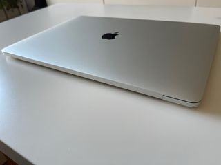 Macbook Pro 15” 2019 Plata