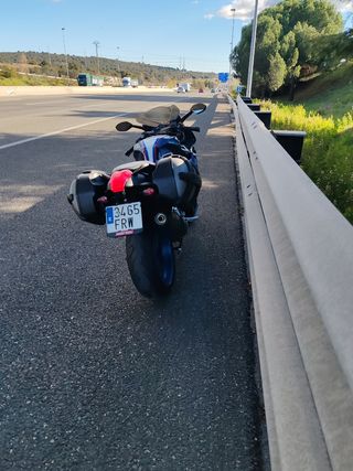 Vendo motocicleta 