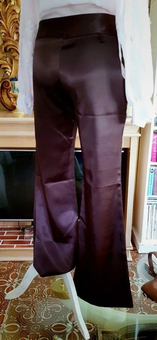 Pantalón de vestir  campana talle alto.