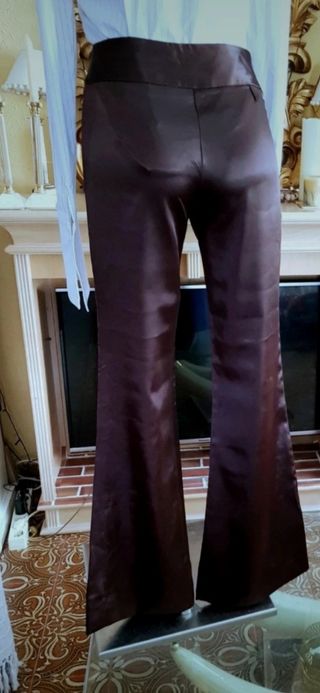 Pantalón de vestir  campana talle alto.