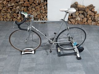 Rodillo con bicicleta