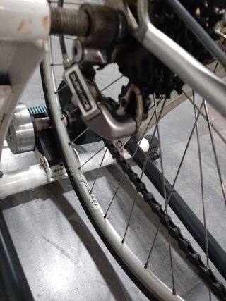 Rodillo con bicicleta