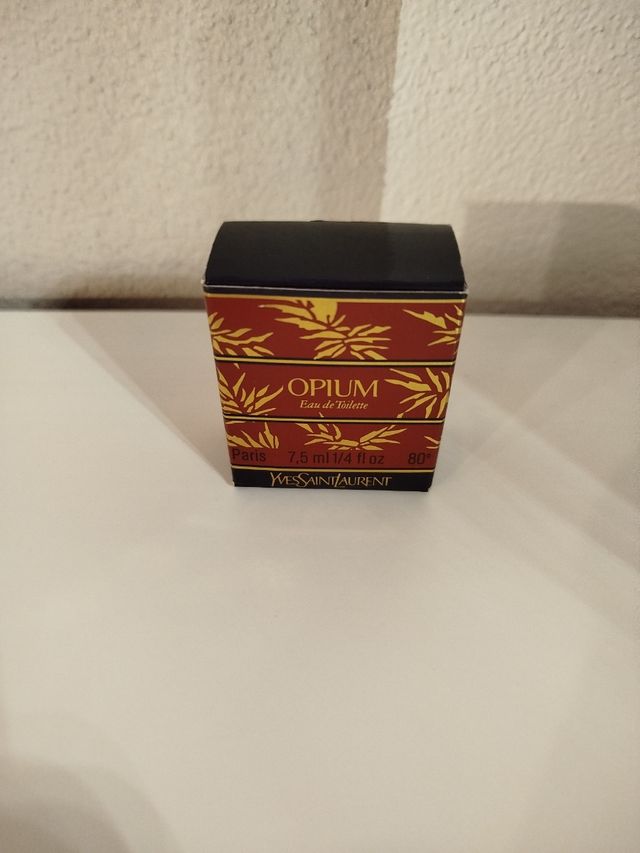 Miniature opium vintage