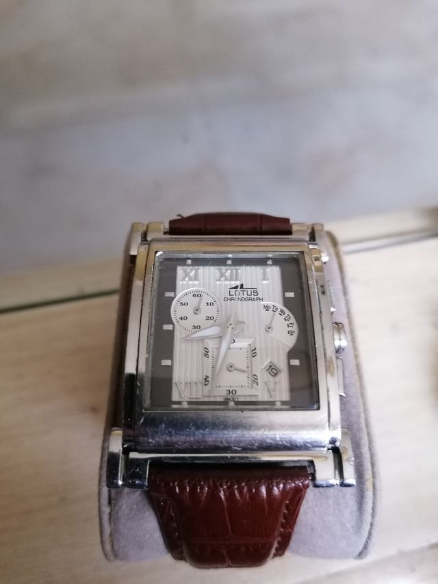 RELOJ LOTUS RECTANGULAR