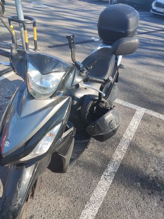 Suzuki Address 110cc 9cv Scooter