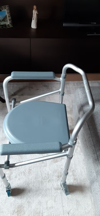 Sedia comoda 4 funzioni in uno