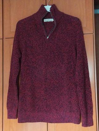 Jersey de lana rojo y azul