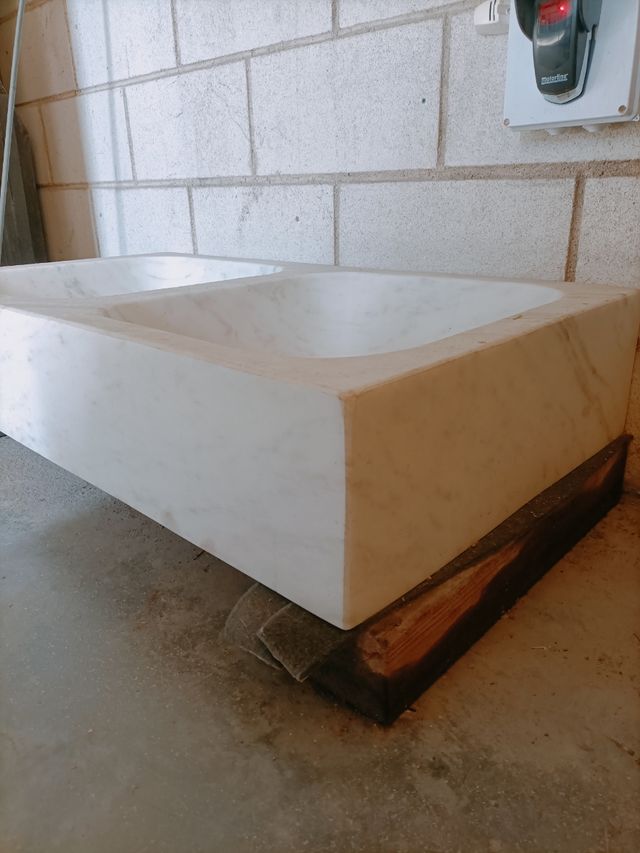 Lavabo piedra dos senos