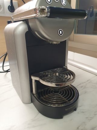 Cafetera nespresso profesional zenius