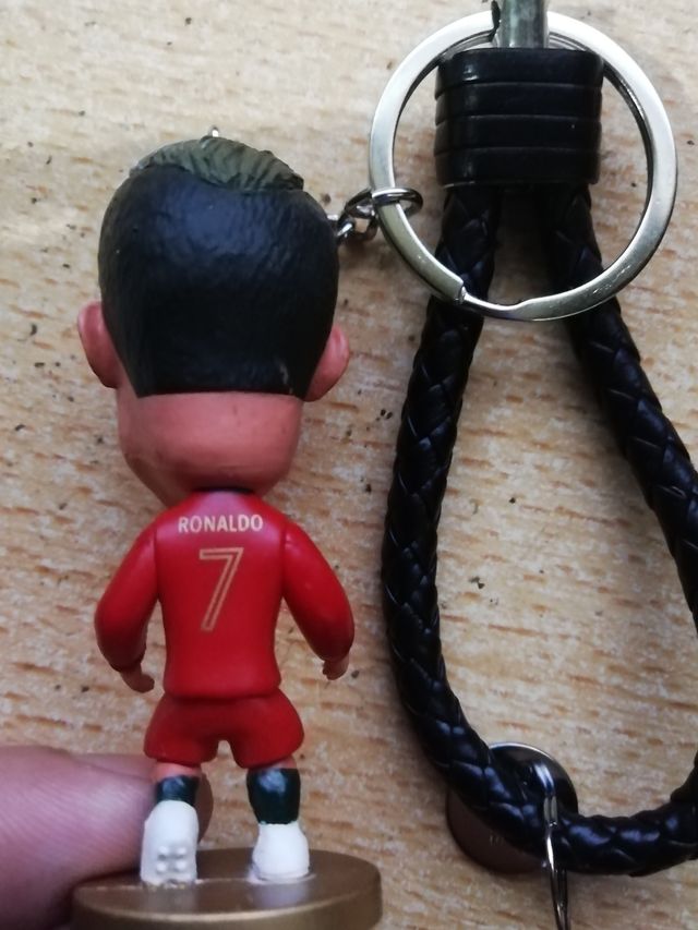 Cristiano Ronaldo lote figura y pegatinas nuevo