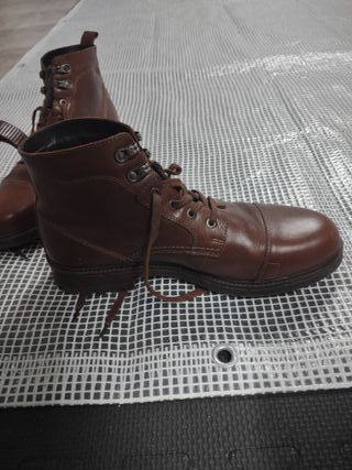 Botas hombre marrones de piel KANGAROOS