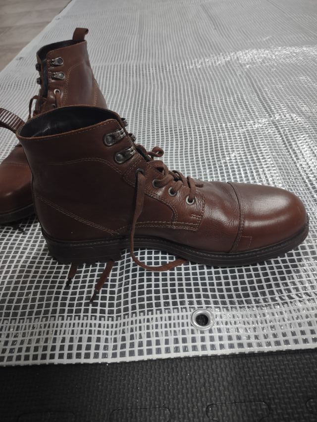 Botas hombre marrones de piel KANGAROOS