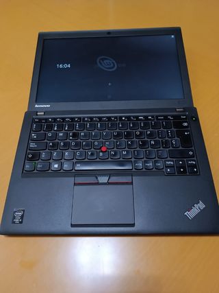 Portátil Lenovo X250.