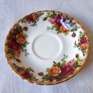 Taza + platillo Royal Albert Rosas de campo